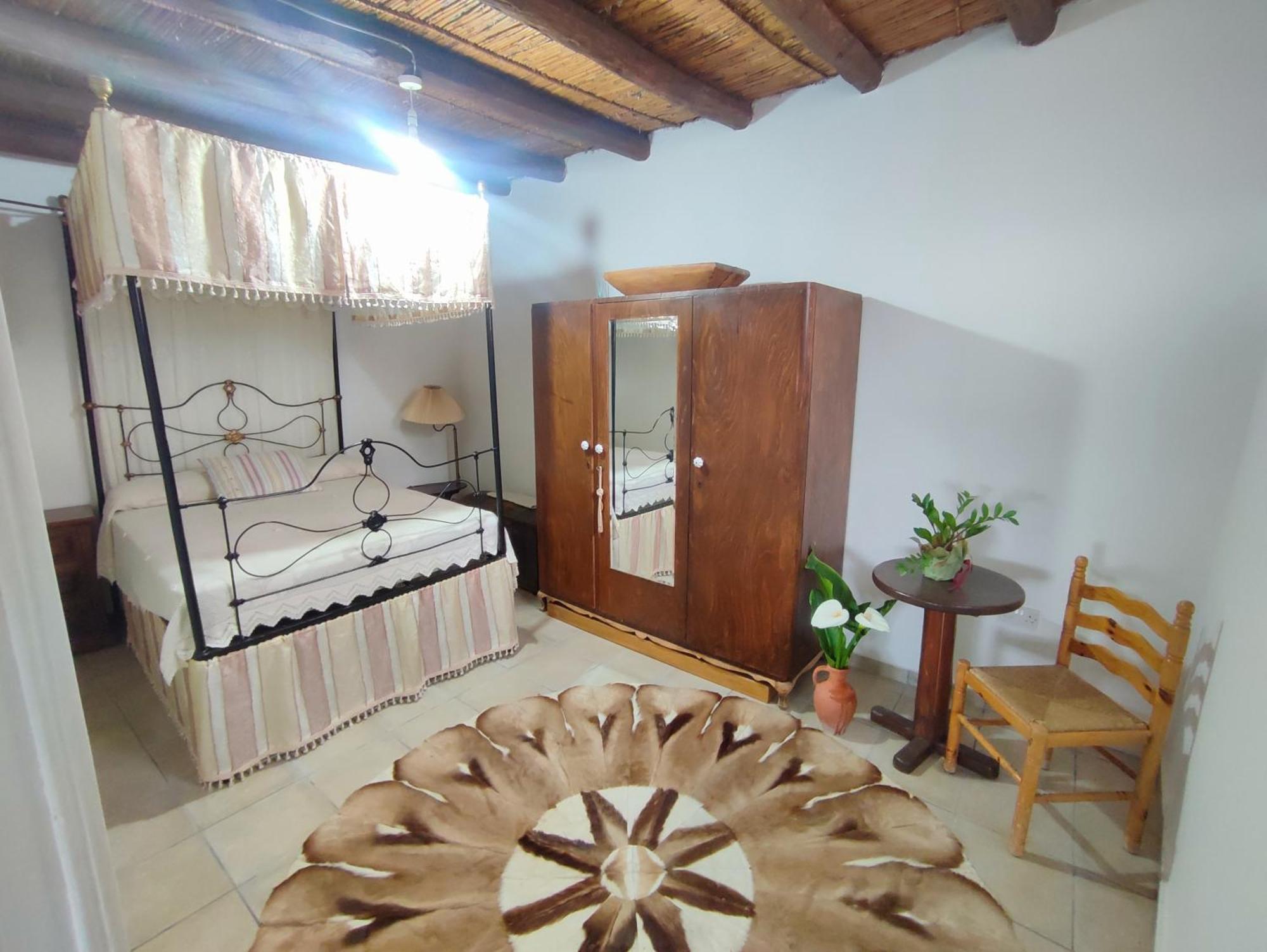 Faith'S Stone House Guest House Simou Exterior photo